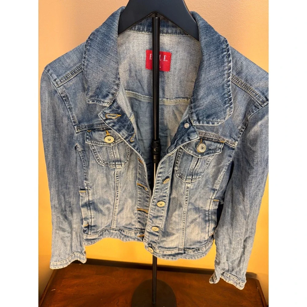 Elle Womens Denim Jacket Medium Wash Blue Button Front‎ Jean Jacket Size L